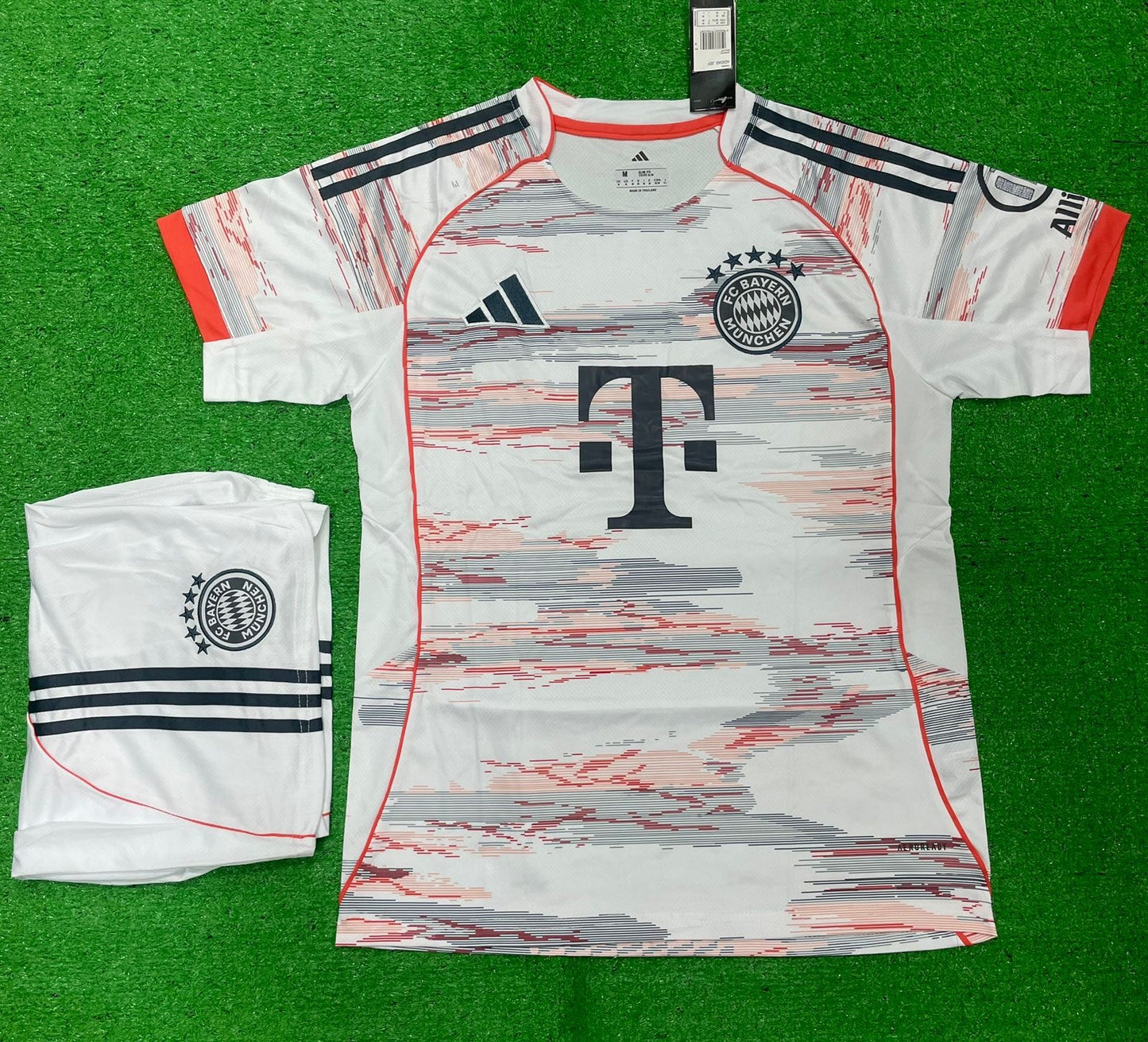 BAYERN MUNICH KIT