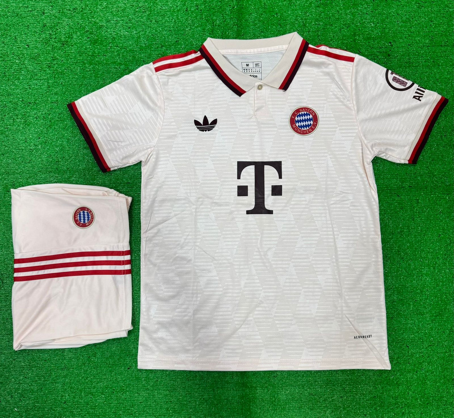BAYERN MUNICH KIT