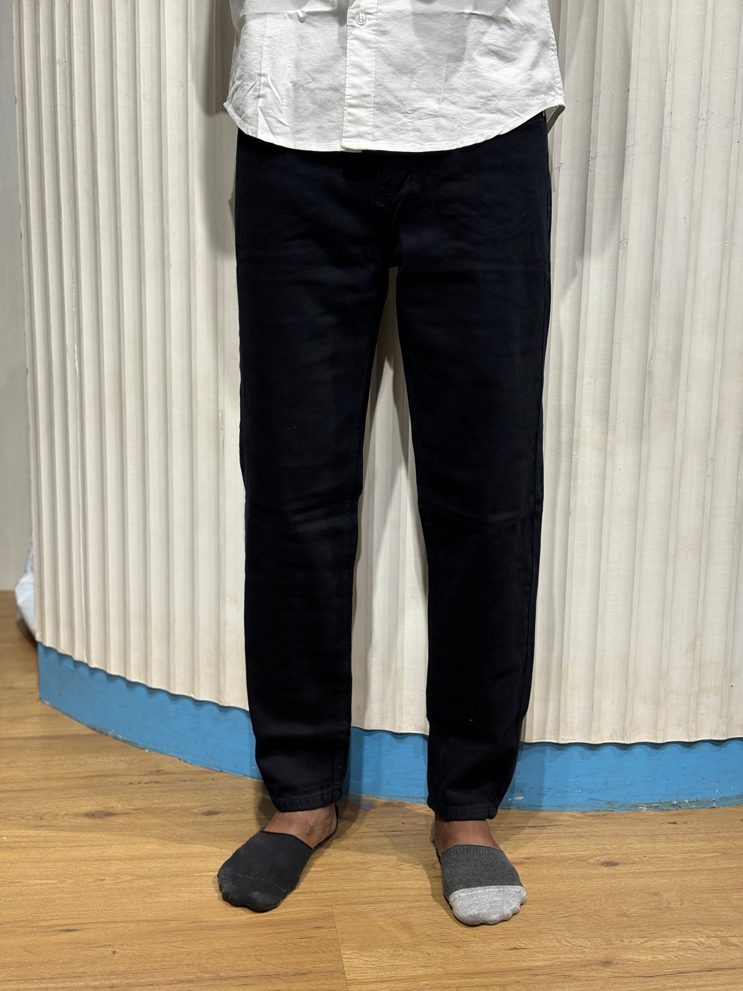 Black Semi Baggy Jeans