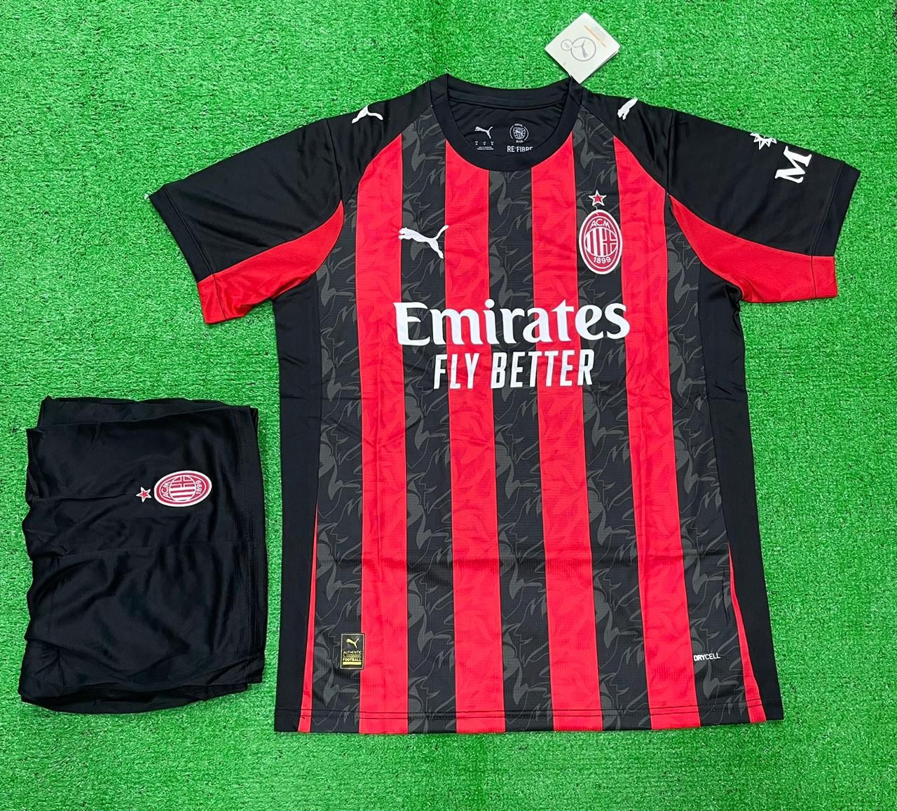 AC MILAN KIT