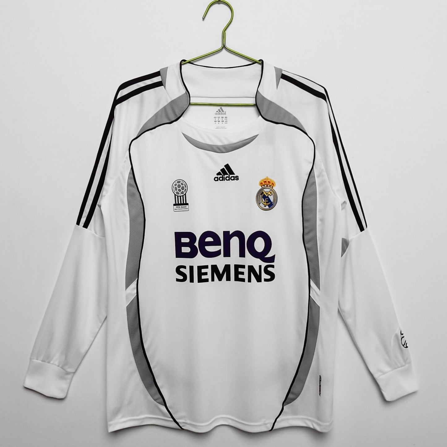 REAL MADRID RETRO JERSEY