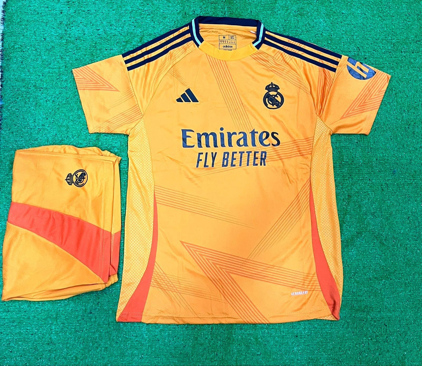 REAL MADRID KIT