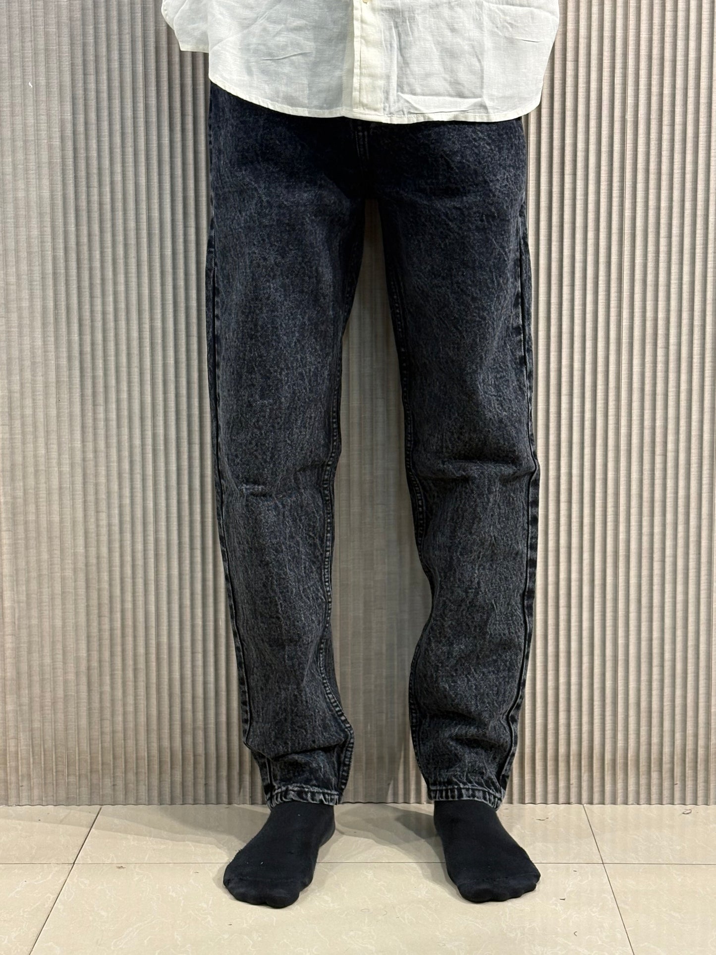 Acid Wash Black Mom Fit Jeans