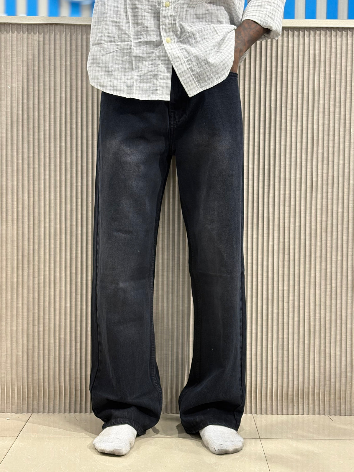 Black Straight Fit Baggy Jeans