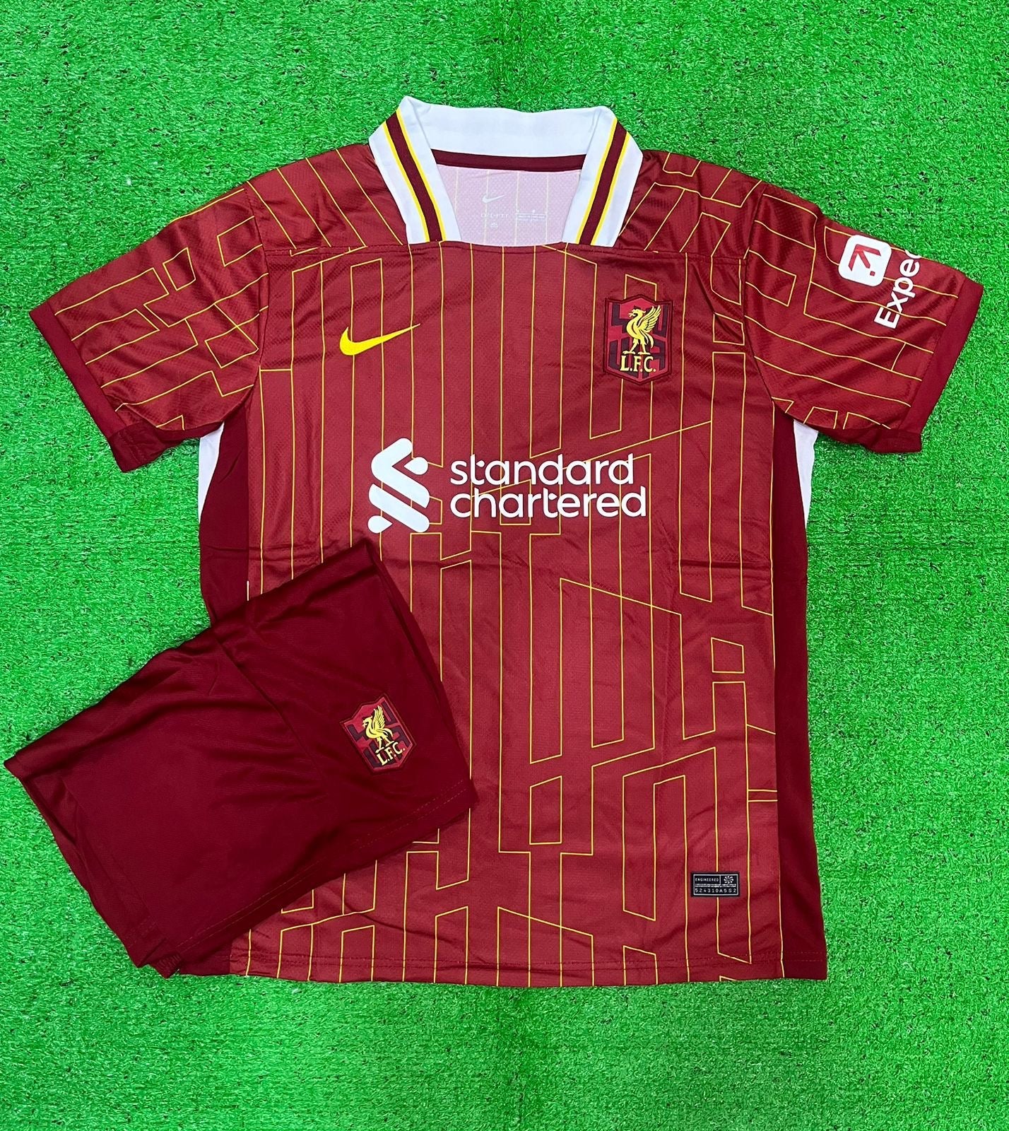 LIVERPOOL KIT