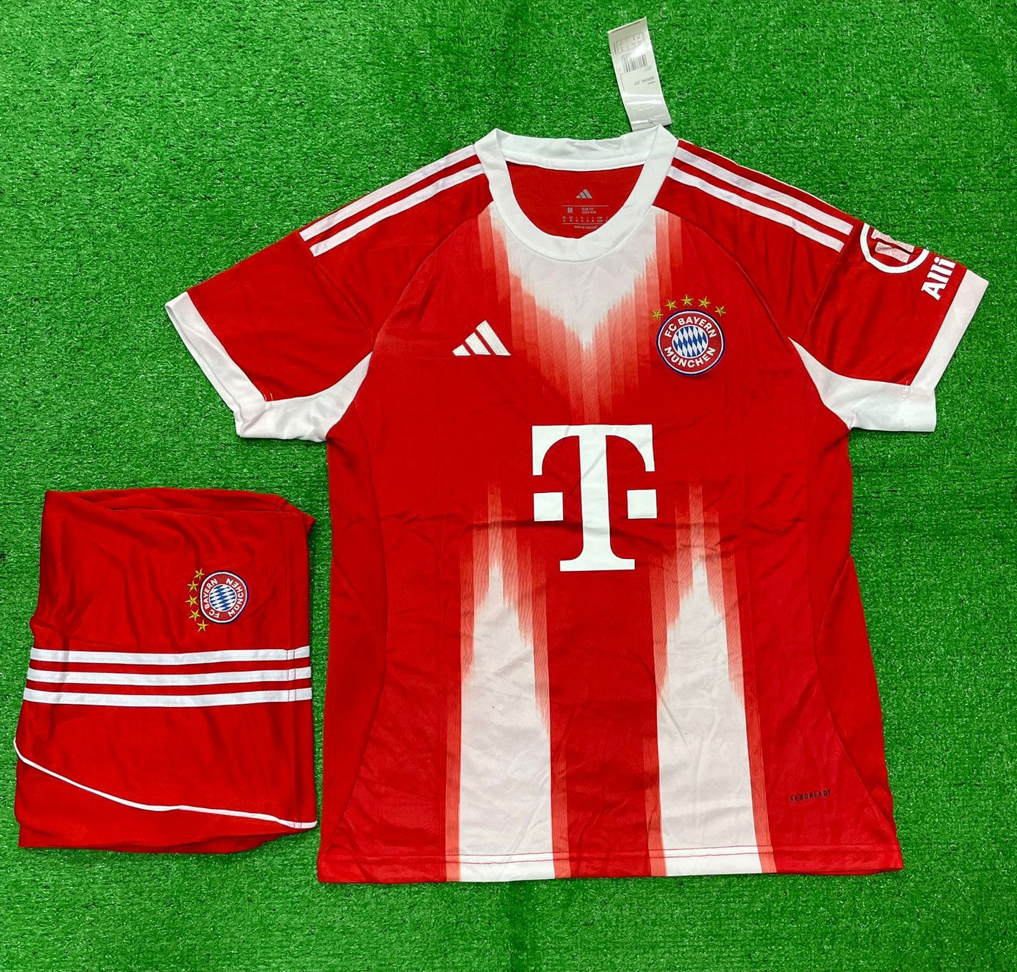 BAYERN MUNICH KIT