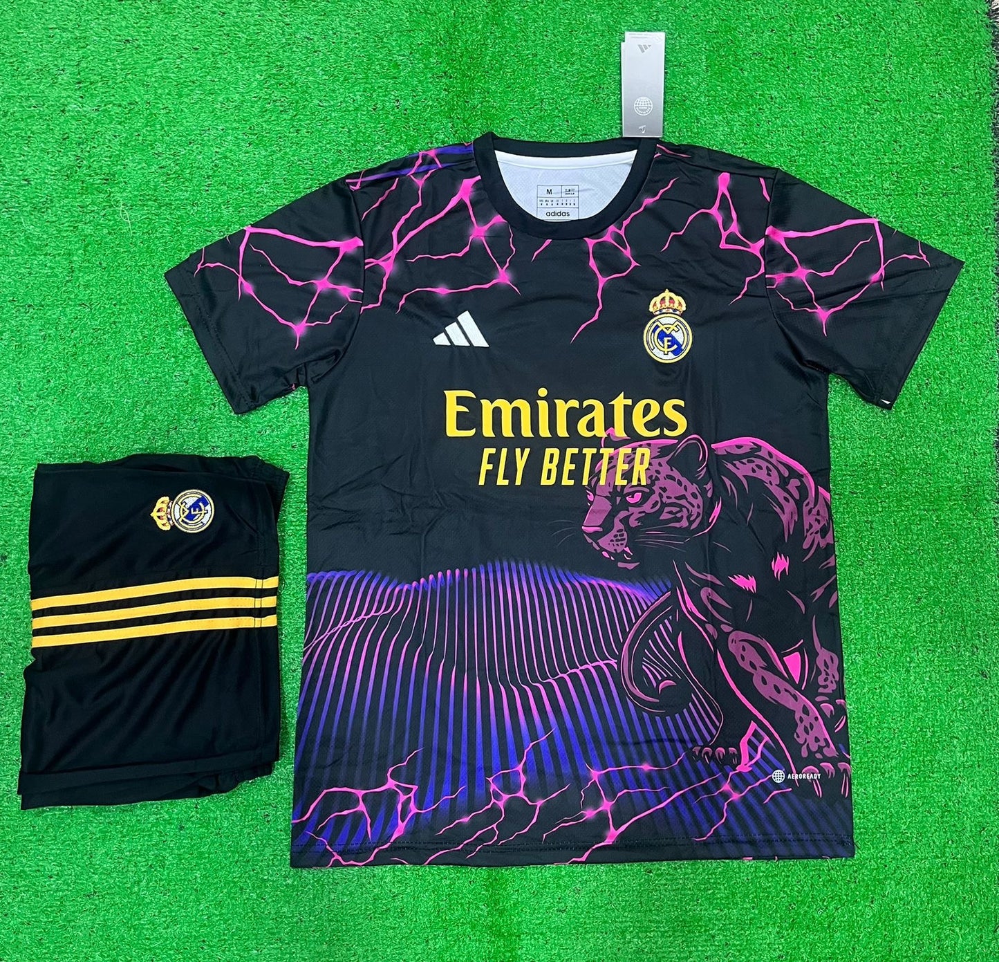 REAL MADRID KIT