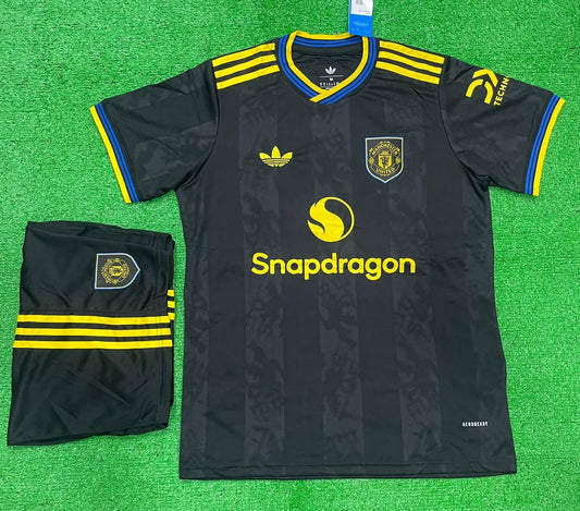 MANCHESTER UNITED KIT