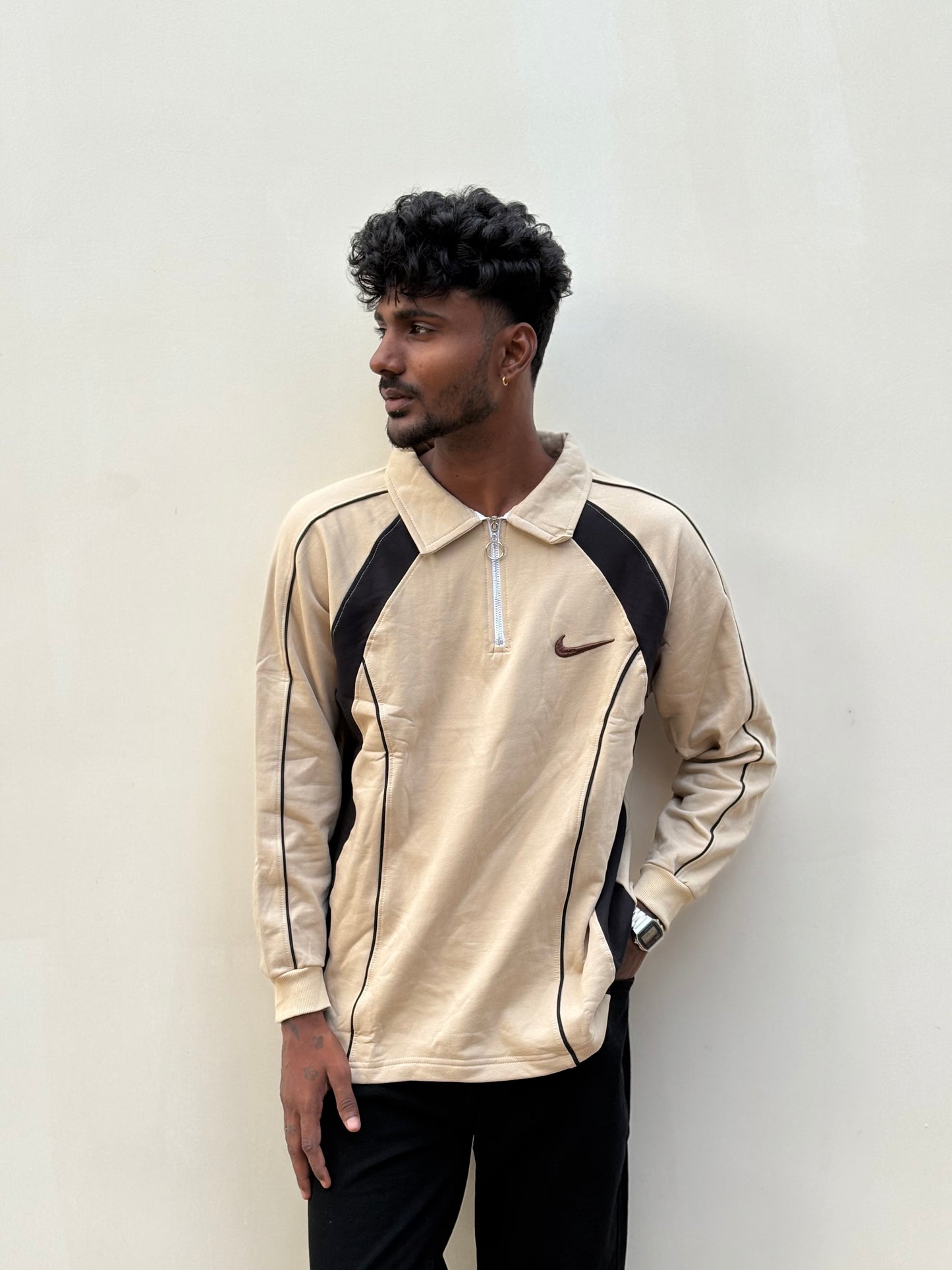 Beige Zipper Sweatshirt