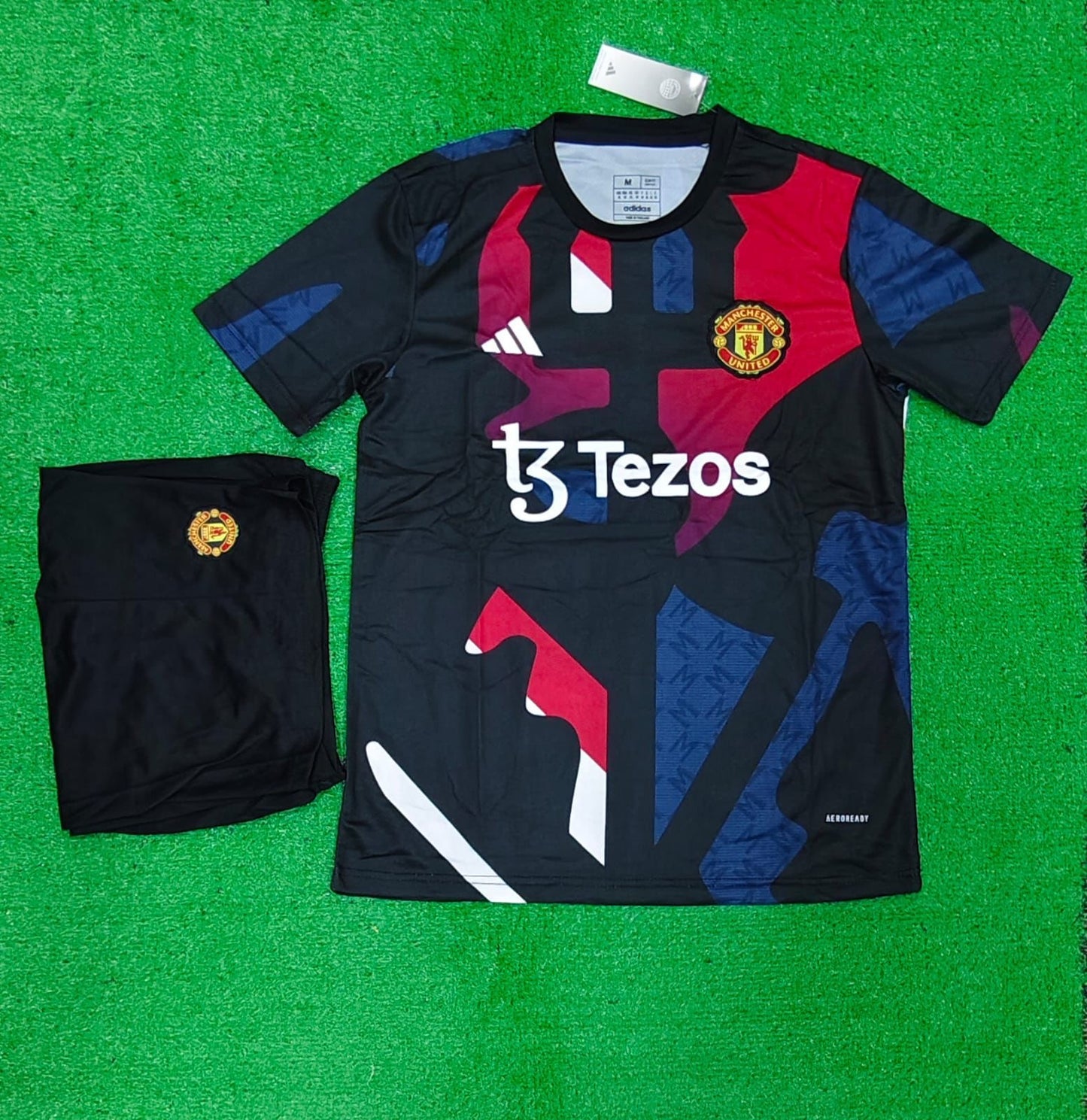 MANCHESTER UNITED KIT