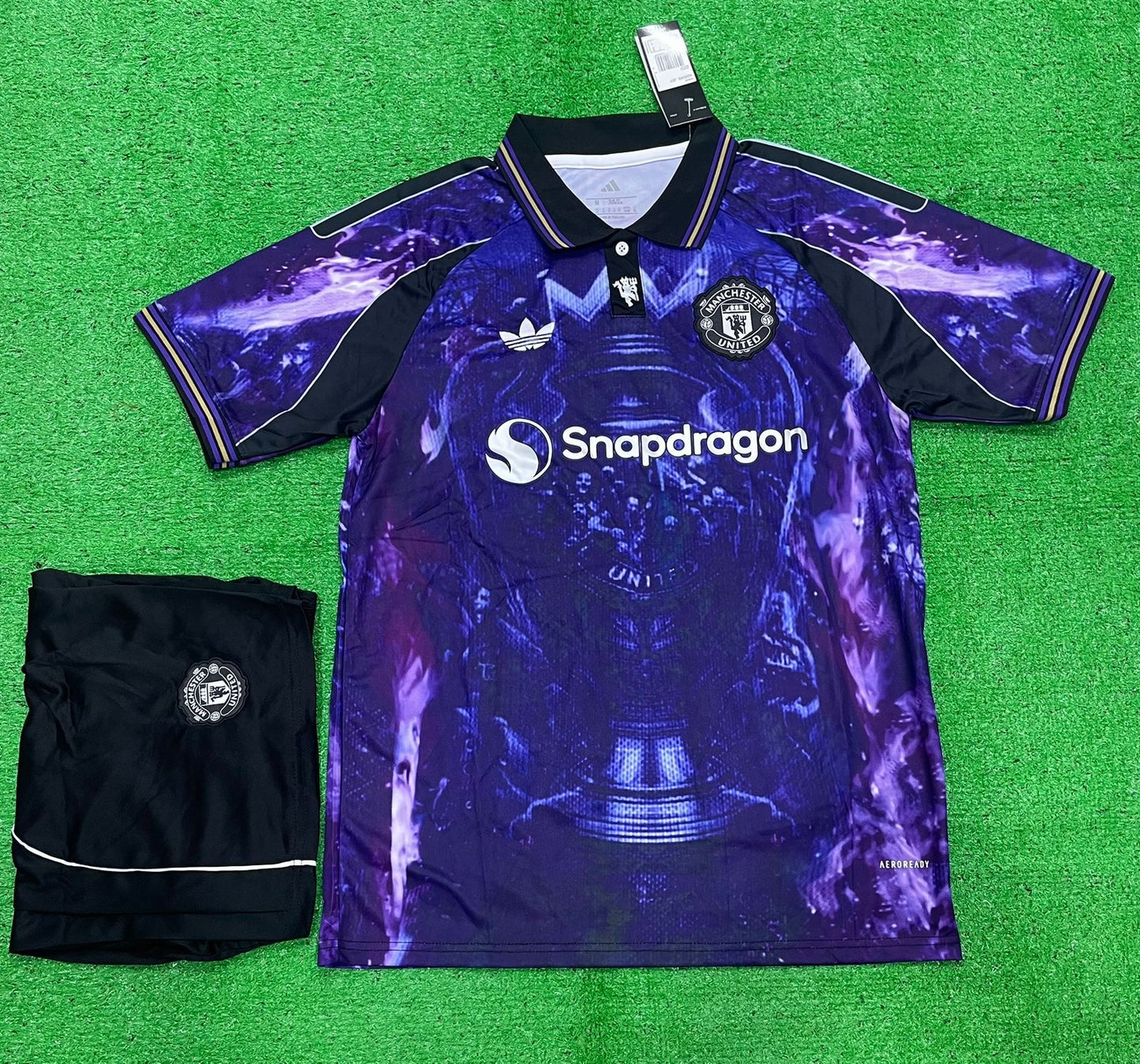 MANCHESTER UNITED KIT