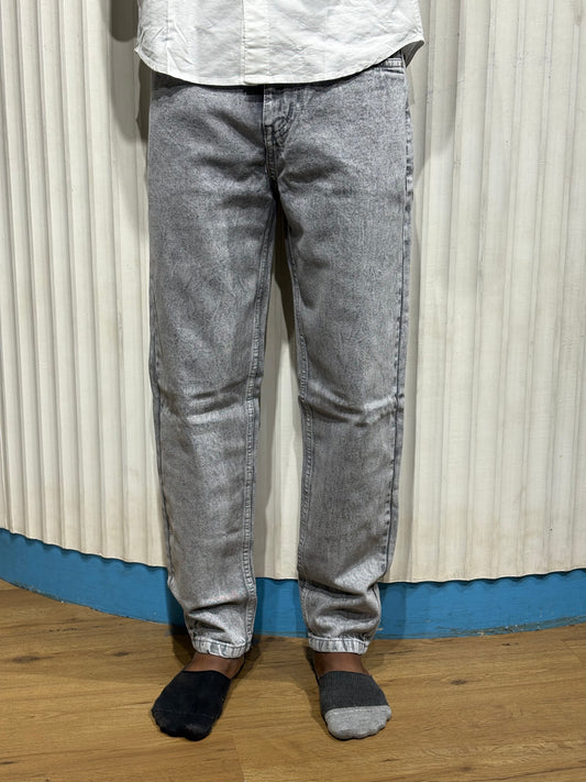 Light Grey Semi Baggy Jeans