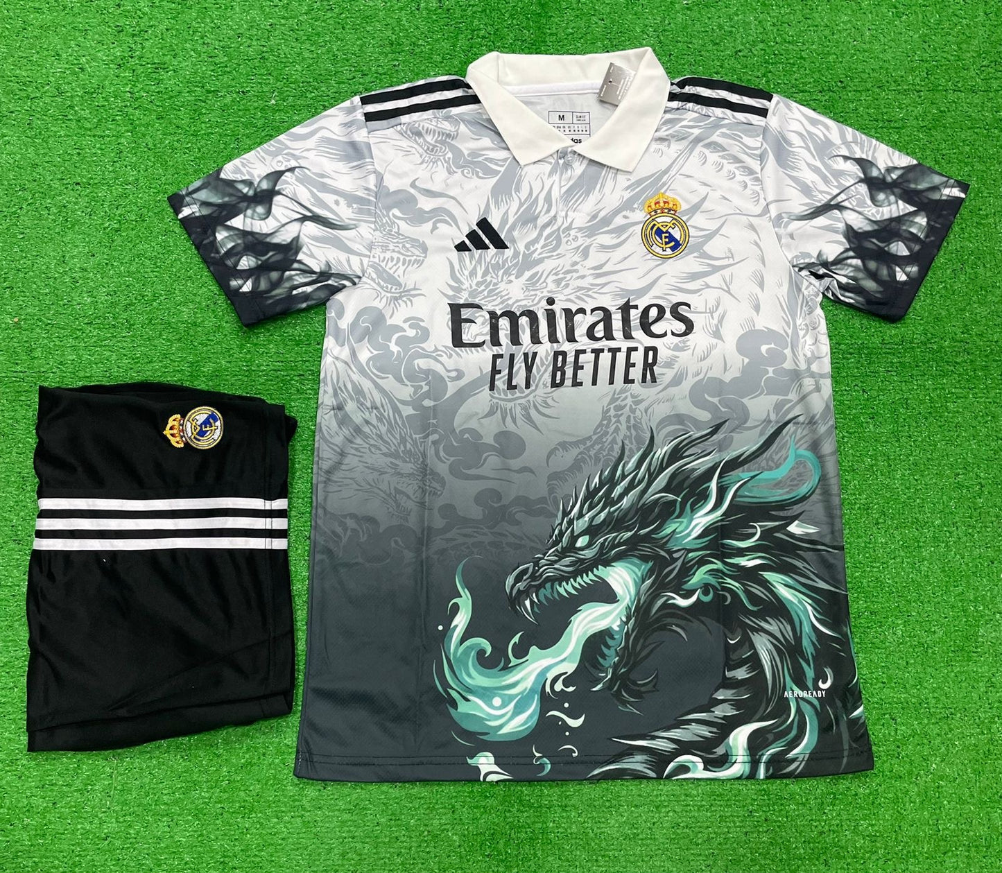 REAL MADRID KIT