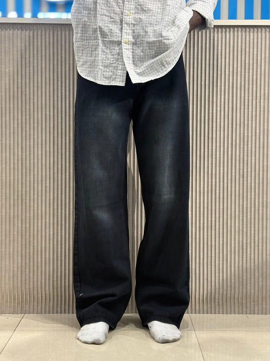 Black Straight Fit Baggy Jeans