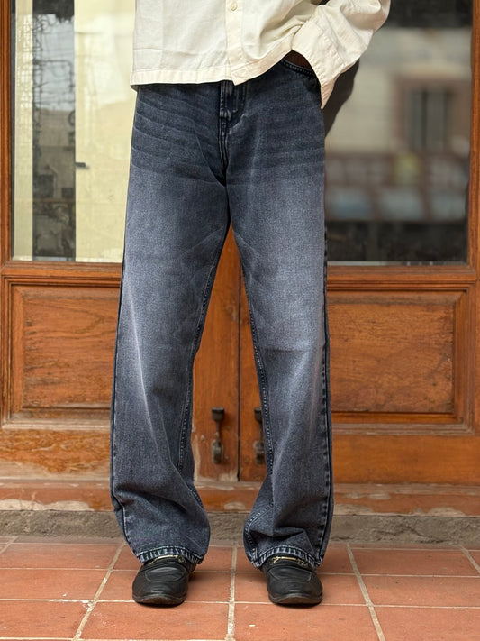 Black Straight Fit Baggy Jeans