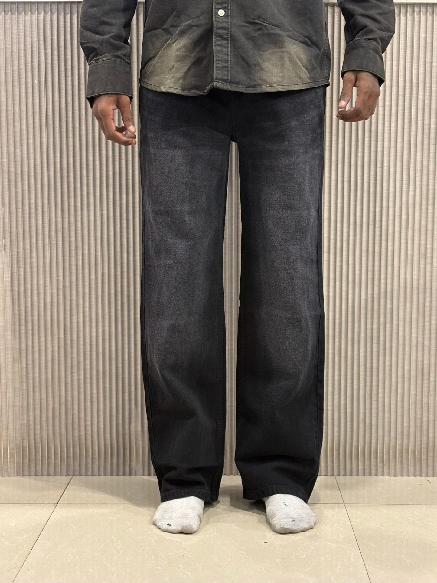 Black Straight Fit Baggy Jeans