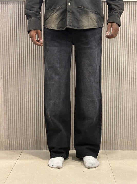 Black Straight Fit Baggy Jeans
