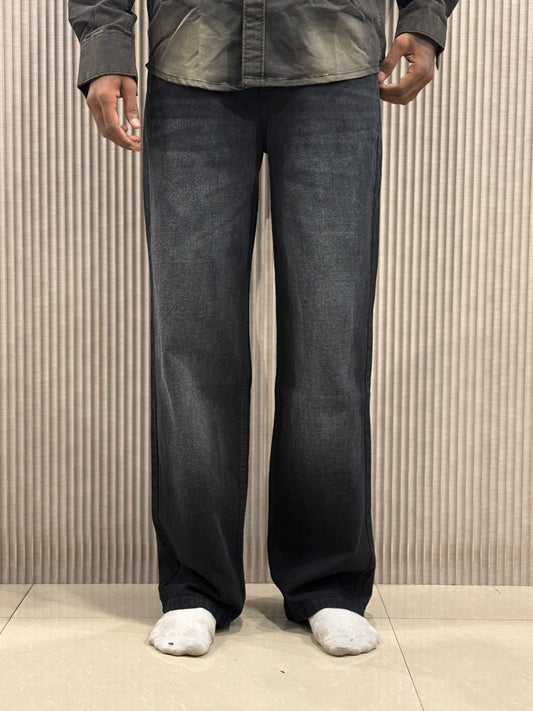 Black Straight Fit Baggy Jeans